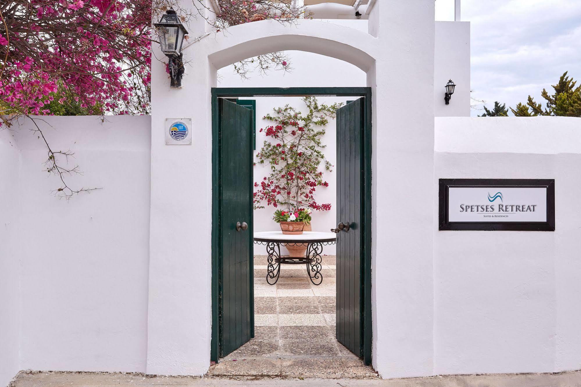 Spetses Retreat Accommodation מראה חיצוני תמונה