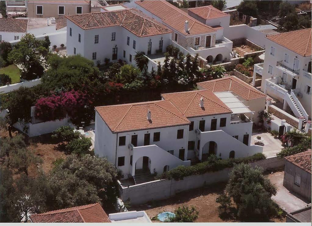 Spetses Retreat Accommodation מראה חיצוני תמונה