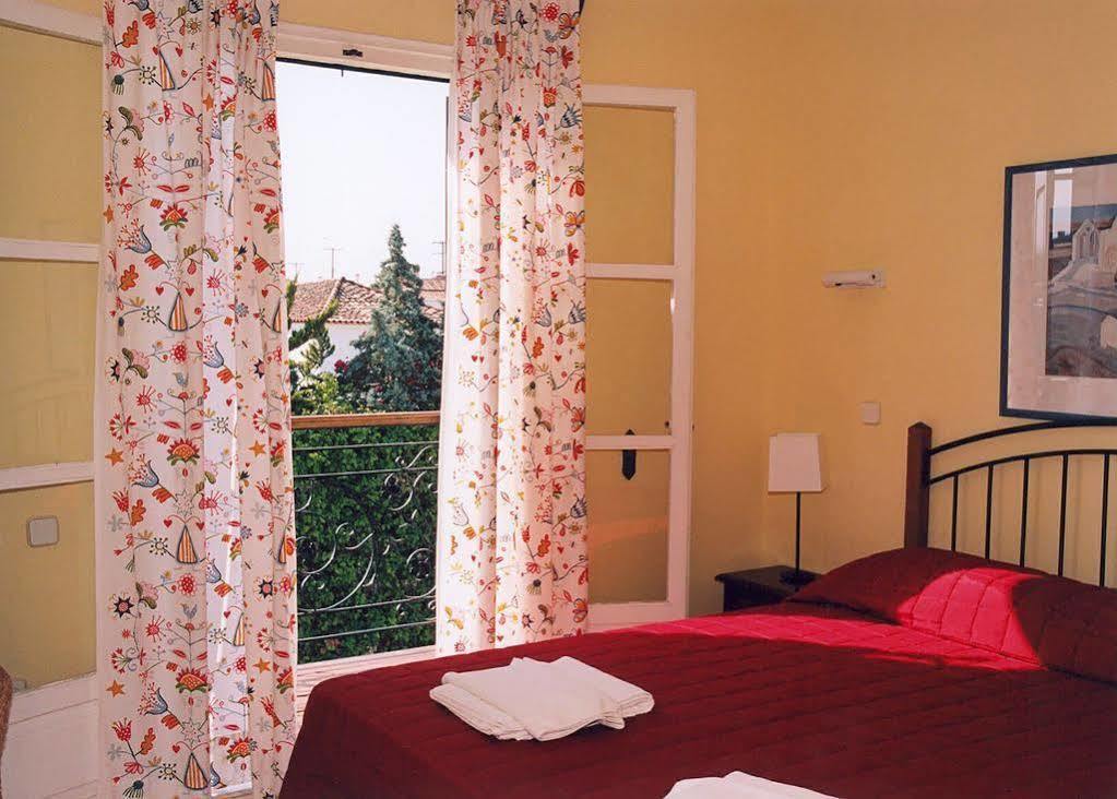 Spetses Retreat Accommodation מראה חיצוני תמונה