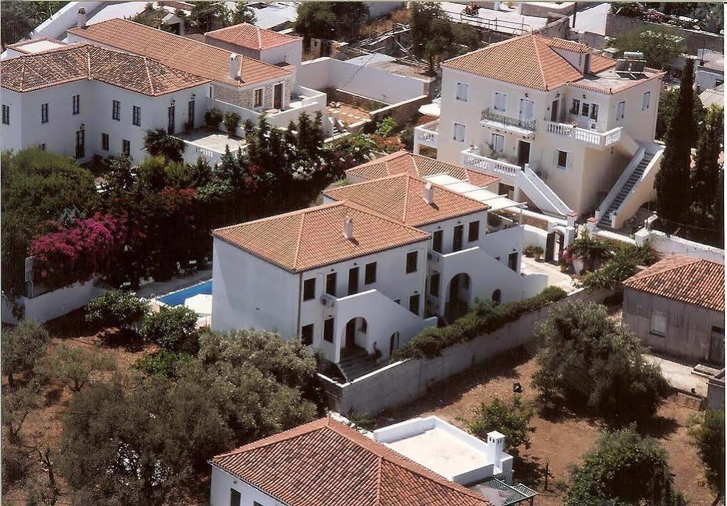Spetses Retreat Accommodation מראה חיצוני תמונה