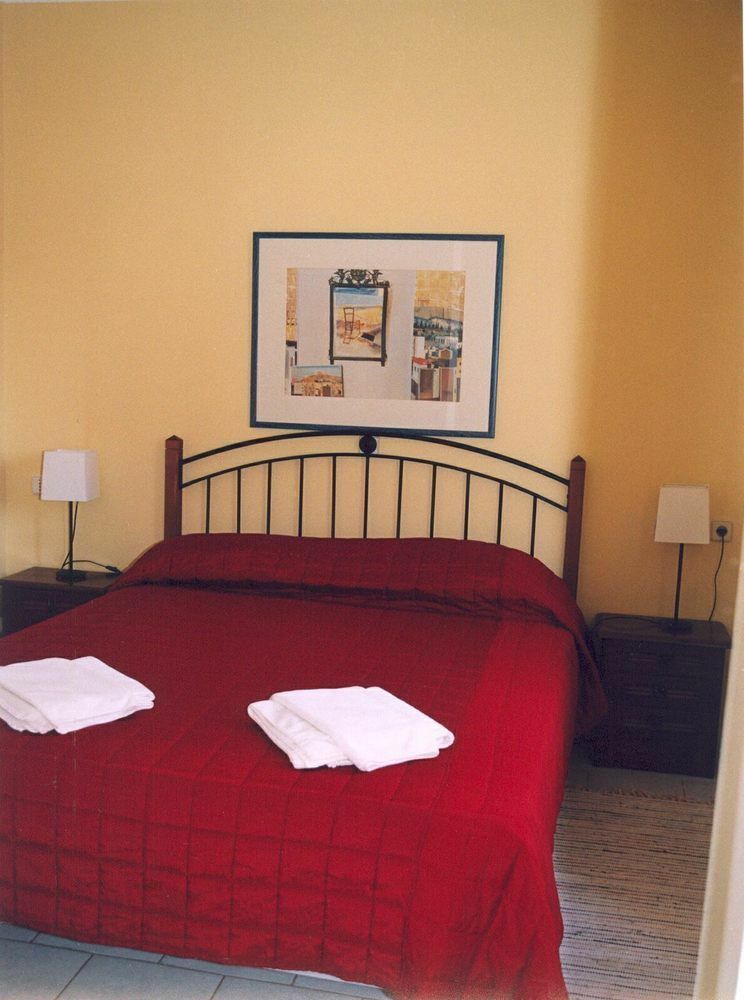 Spetses Retreat Accommodation מראה חיצוני תמונה
